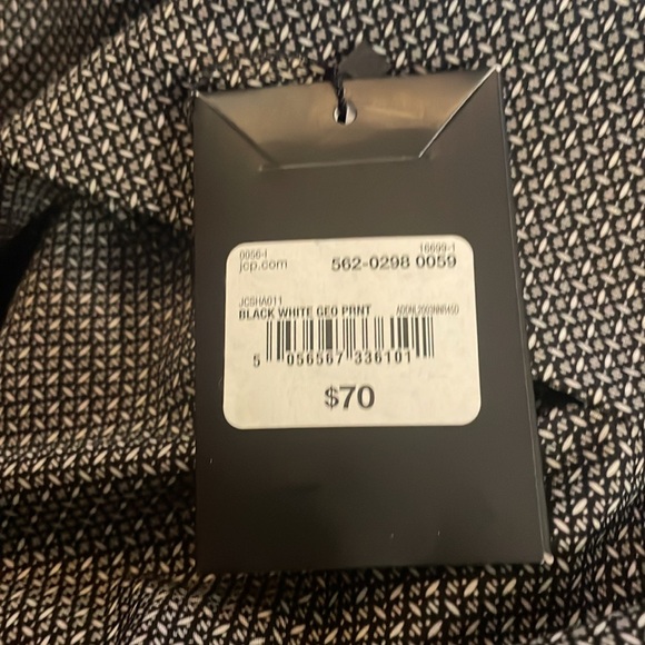 Shaquille O’Neal XLG Big and Tall Men’s Classic Fit long sleeve button down - Picture 7 of 7